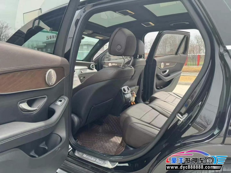 22年奔驰GLC轿车抵押车出售