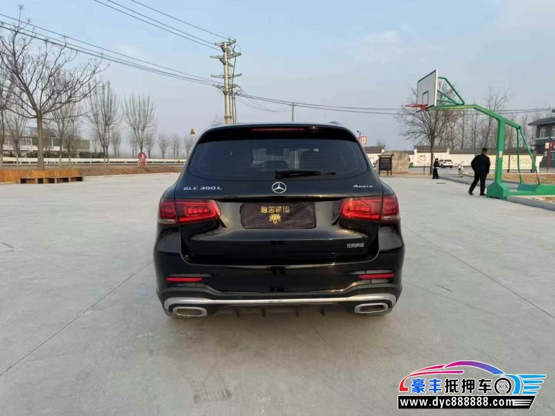 22年奔驰GLC轿车抵押车出售