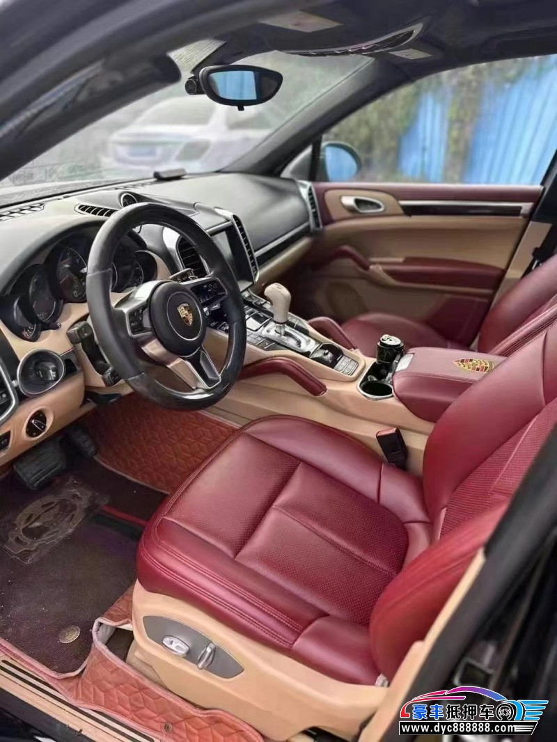 15年保时捷卡宴轿车抵押车出售