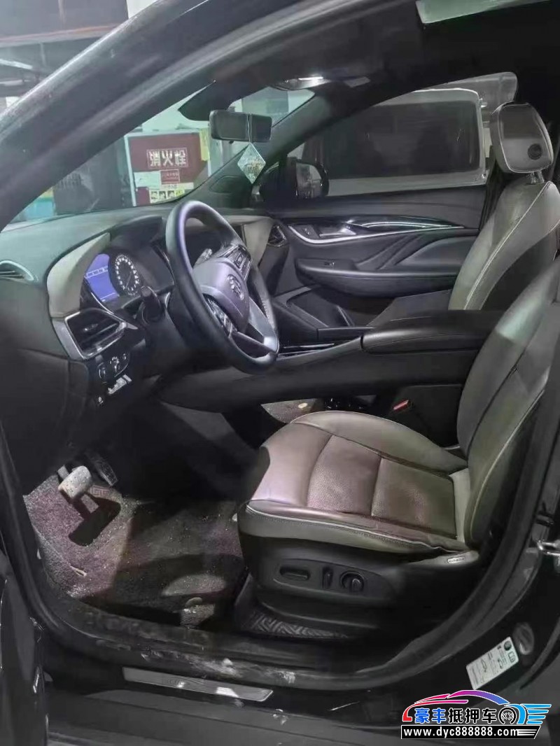 20年别克昂科旗轿车抵押车出售