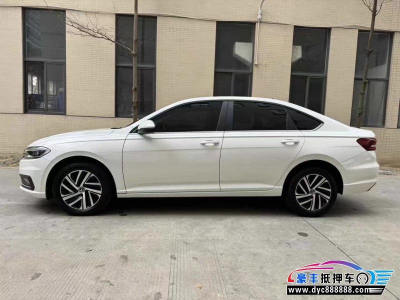 22年大众朗逸轿车抵押车出售