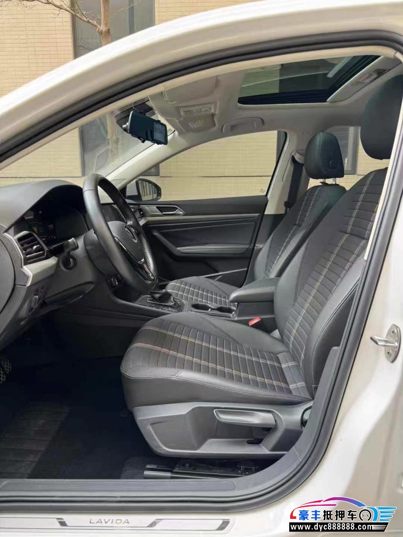 22年大众朗逸轿车抵押车出售