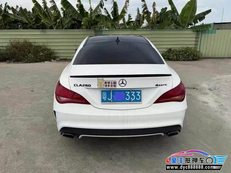 15年奔驰GLA轿车抵押车出售