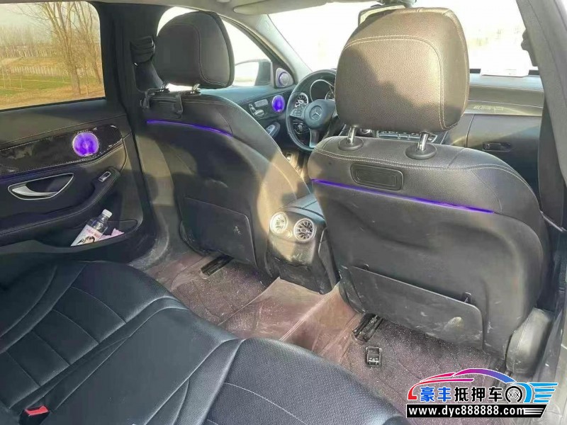16年奔驰C轿车抵押车出售