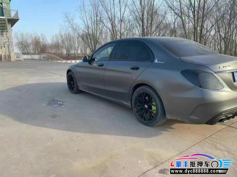 16年奔驰C轿车抵押车出售