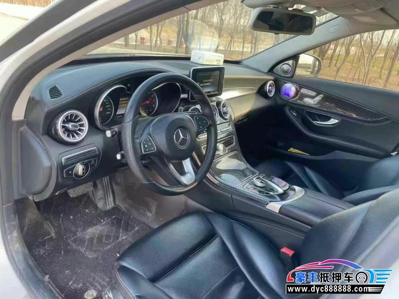 16年奔驰C轿车抵押车出售