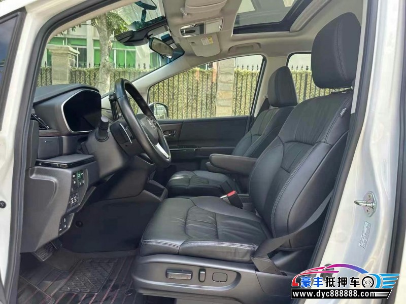 22年本田奥德赛轿车抵押车出售