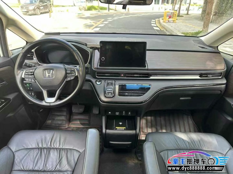 22年本田奥德赛轿车抵押车出售