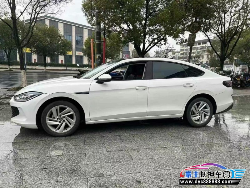 23年大众凌渡轿车抵押车出售