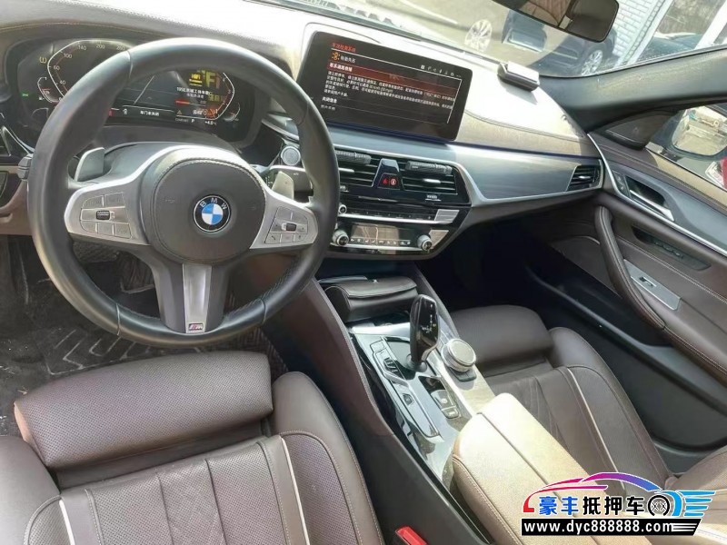 23年宝马5系轿车抵押车出售