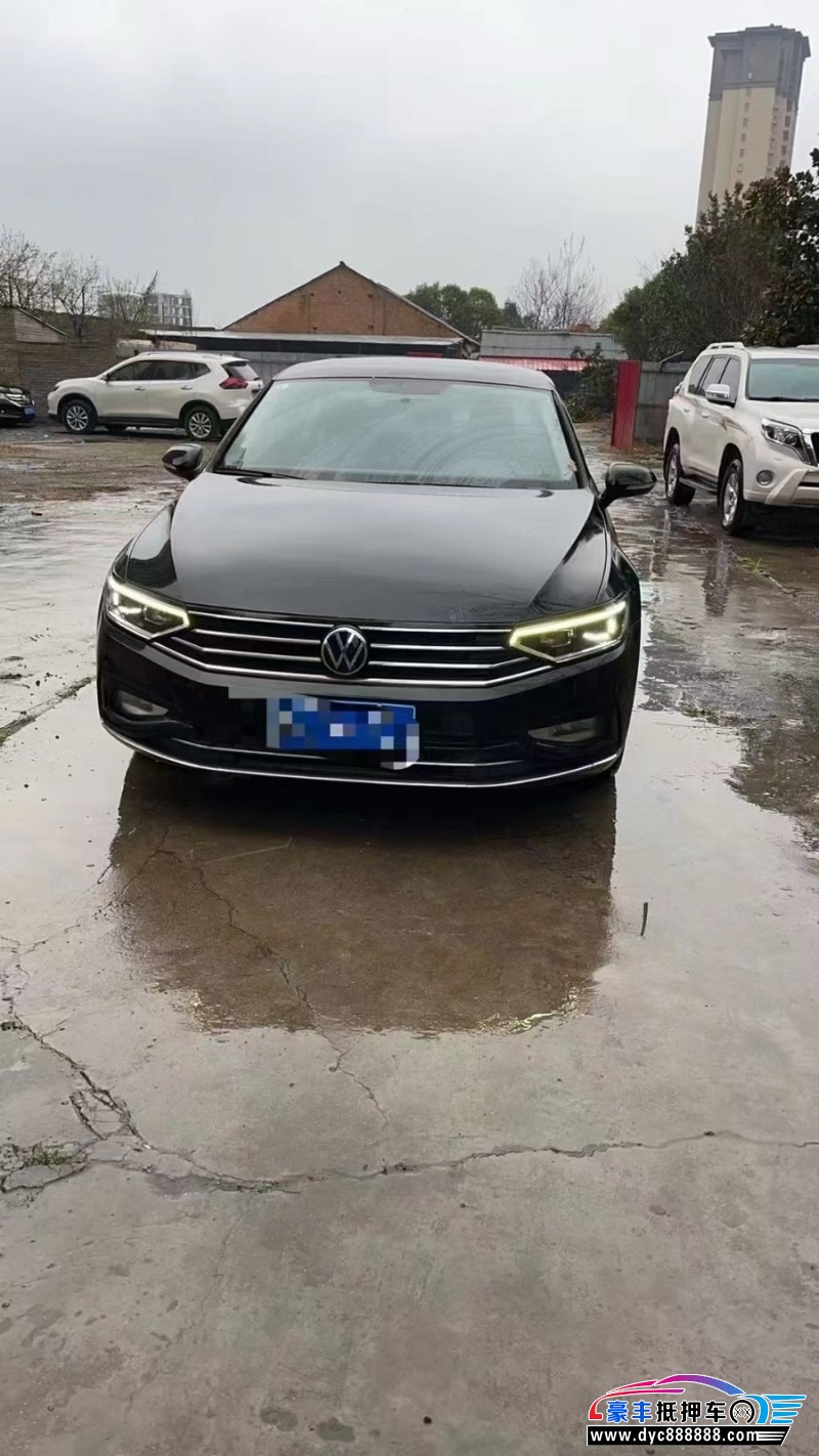 21年大众迈腾轿车抵押车出售