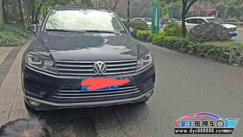 17年大众途锐SUV抵押车出售