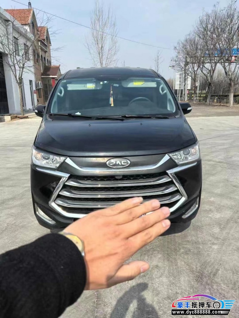 22年江淮瑞风M4轿车抵押车出售