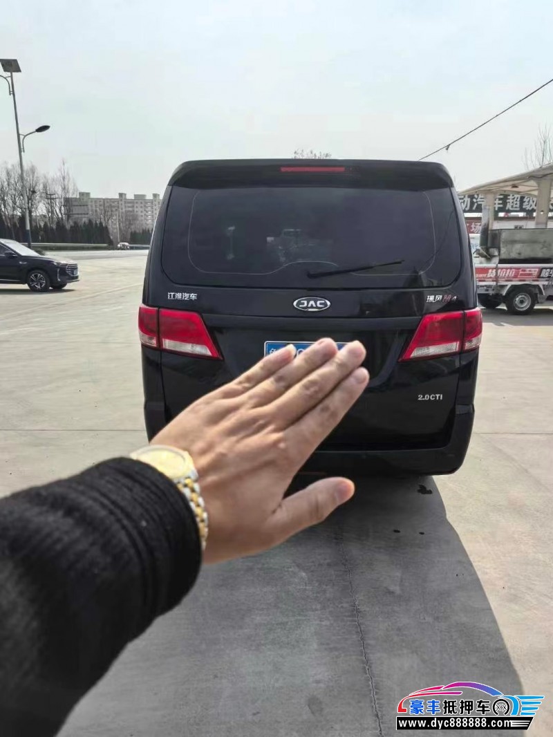 22年江淮瑞风M4轿车抵押车出售