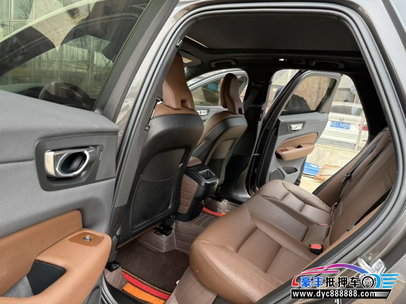 21年沃尔沃XC60轿车抵押车出售