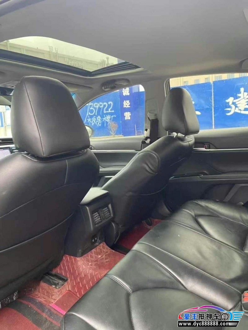 19年丰田凯美瑞轿车抵押车出售