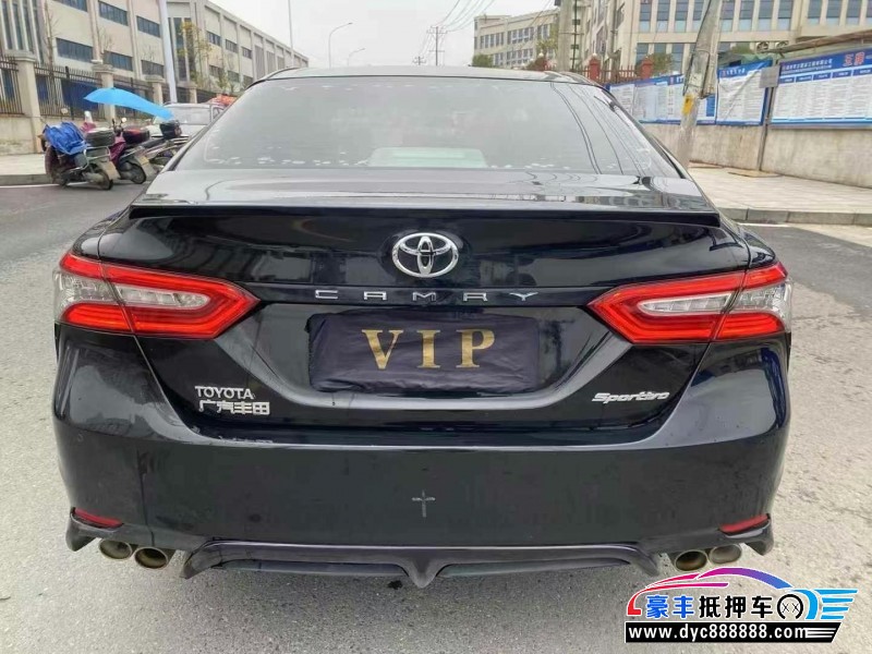 19年丰田凯美瑞轿车抵押车出售