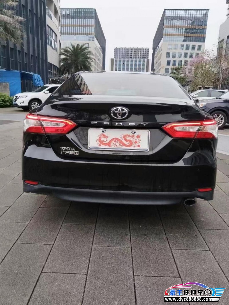 18年丰田凯美瑞轿车抵押车出售