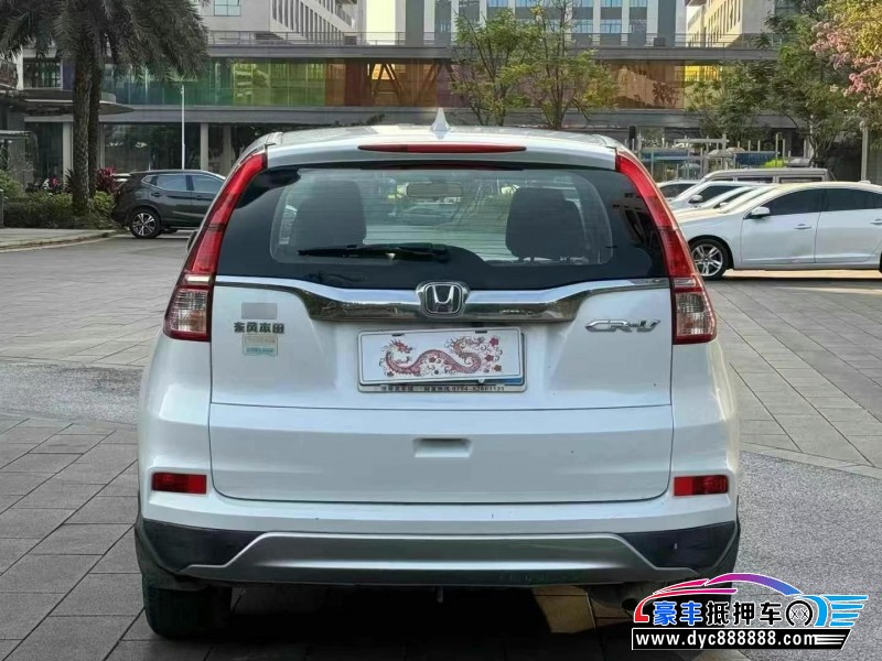 17年本田CR-V轿车抵押车出售