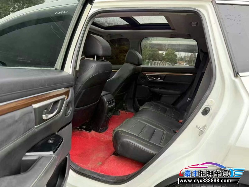 20年本田CR-V轿车抵押车出售