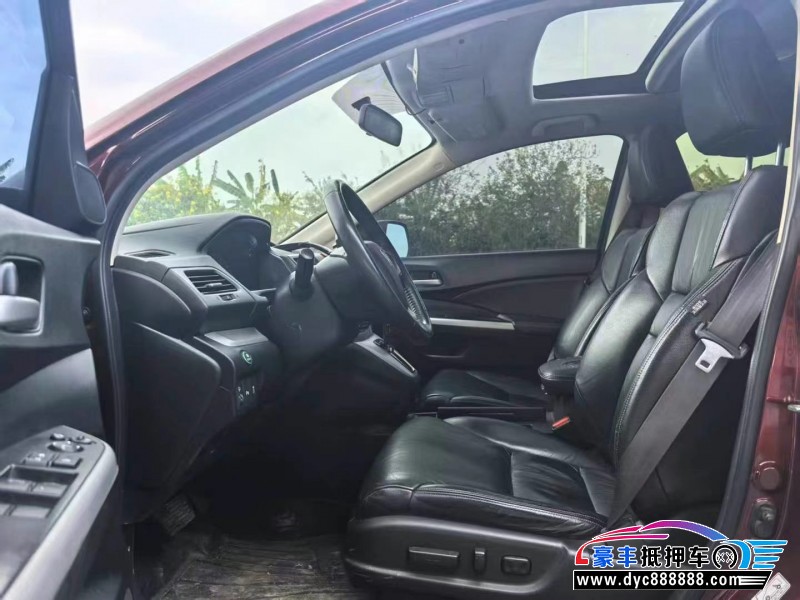 13年本田CR-V轿车抵押车出售