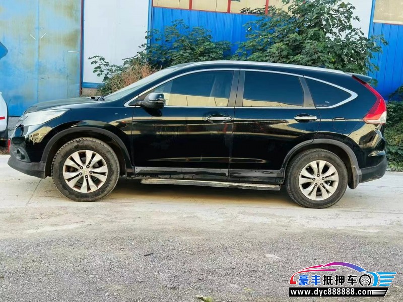 12年本田CR-V轿车抵押车出售