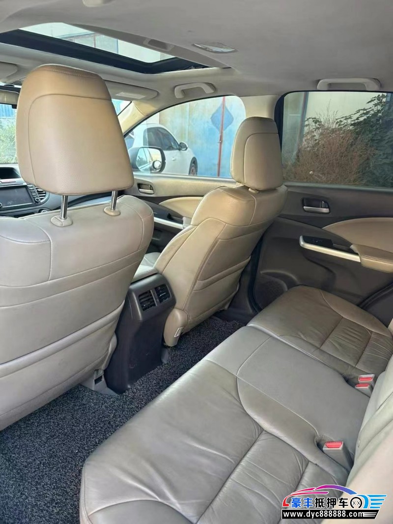 12年本田CR-V轿车抵押车出售