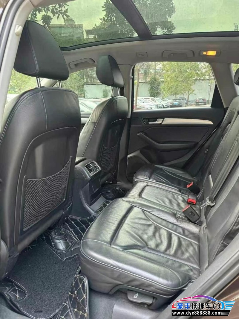 15年奥迪Q5轿车抵押车出售