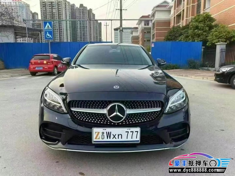 19年奔驰C轿车抵押车出售