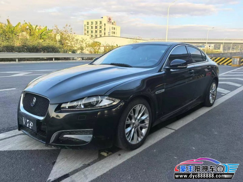 13年捷豹XF轿车抵押车出售