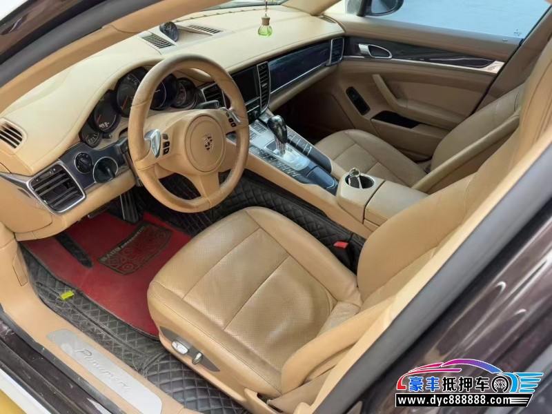 10年保时捷帕纳梅拉轿车抵押车出售