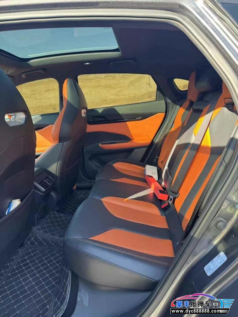 24年长安长安UNI轿车抵押车出售