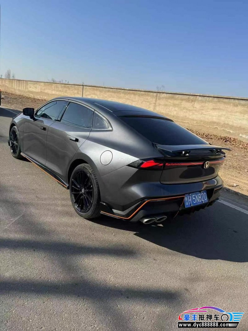 24年长安长安UNI轿车抵押车出售