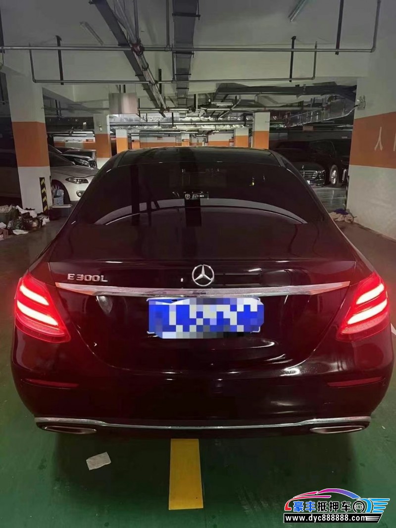 19年奔驰E轿车抵押车出售