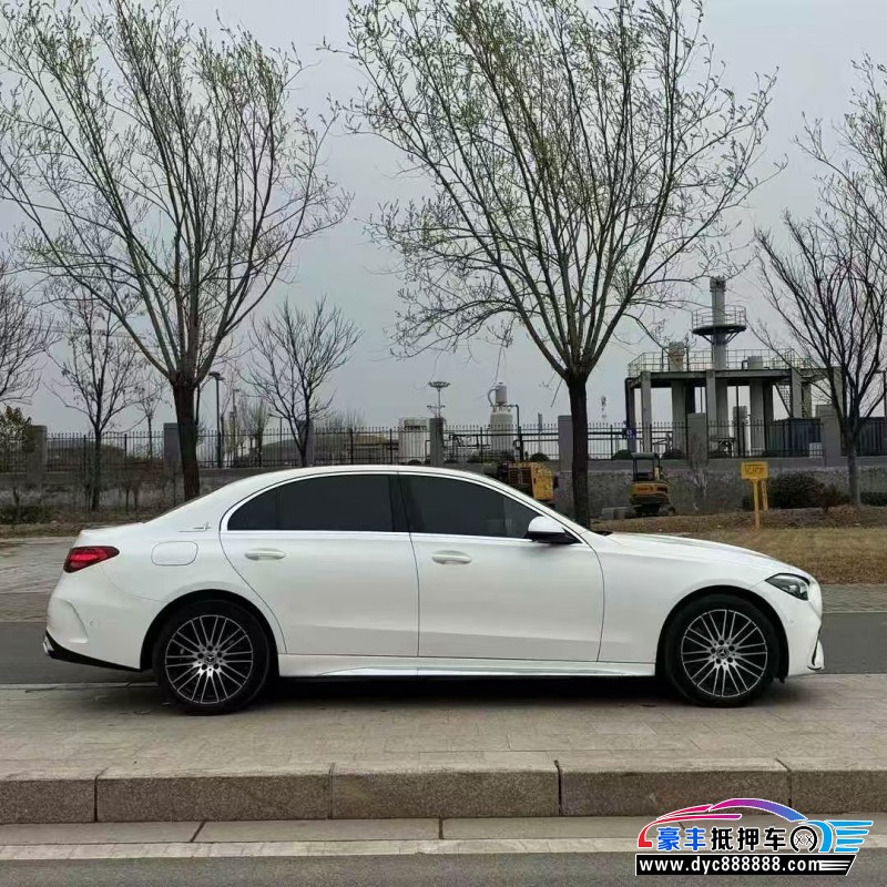 22年奔驰C轿车抵押车出售