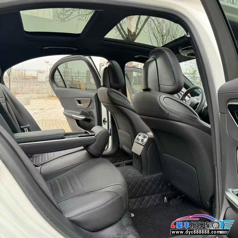 22年奔驰C轿车抵押车出售