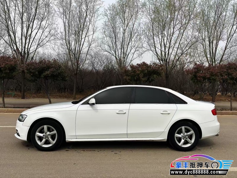 14年奥迪A4L轿车抵押车出售