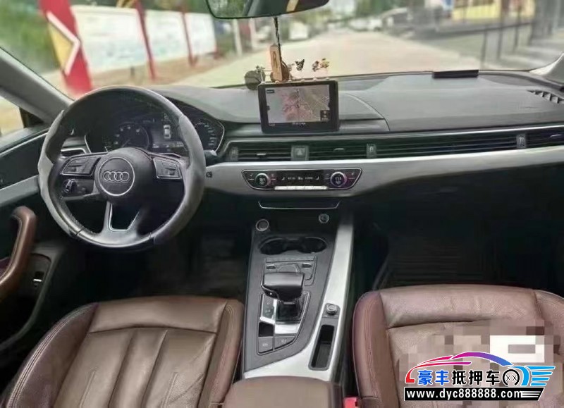 18年奥迪A5轿车抵押车出售