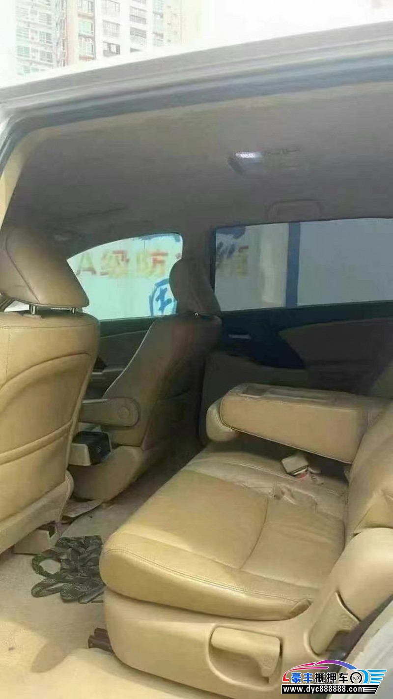 11年本田奥德赛轿车抵押车出售