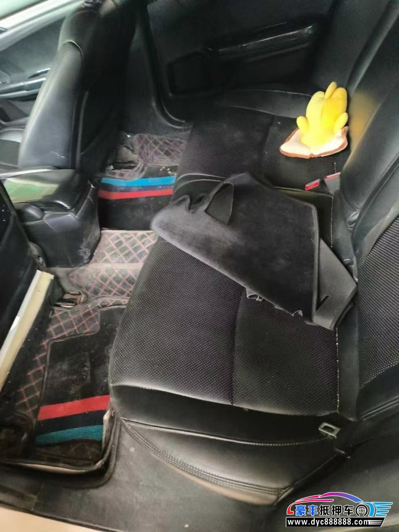 21年本田思域轿车抵押车出售