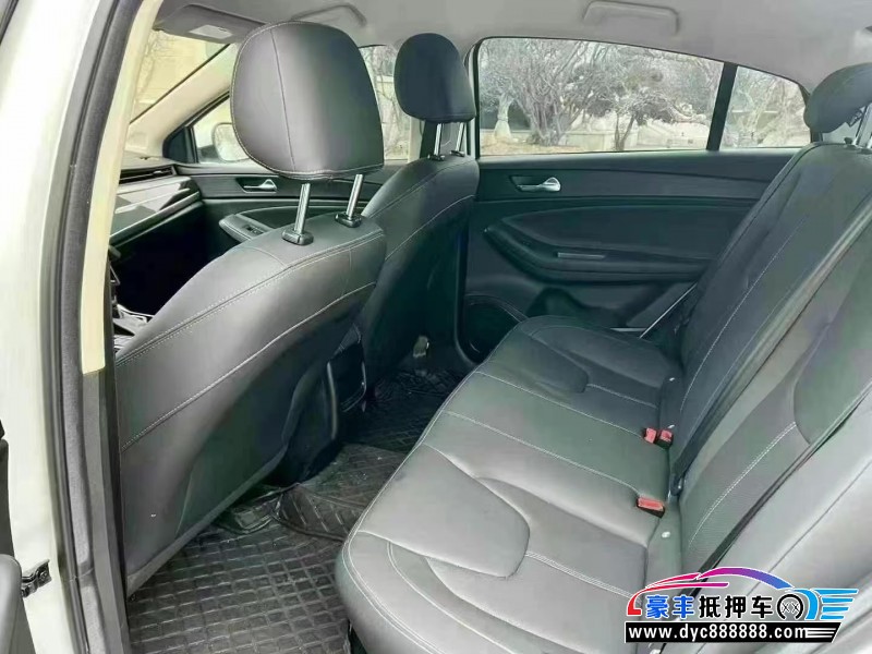 24年奇瑞艾瑞泽5轿车抵押车出售