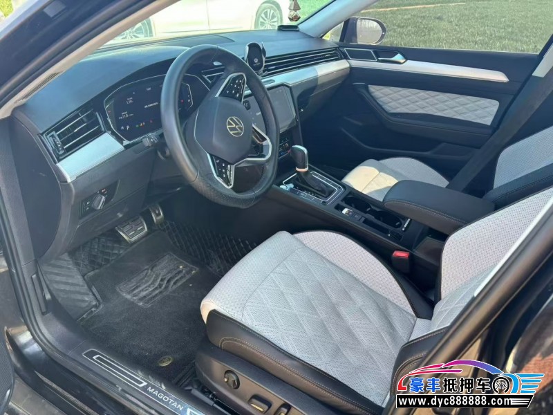 24年大众迈腾轿车抵押车出售