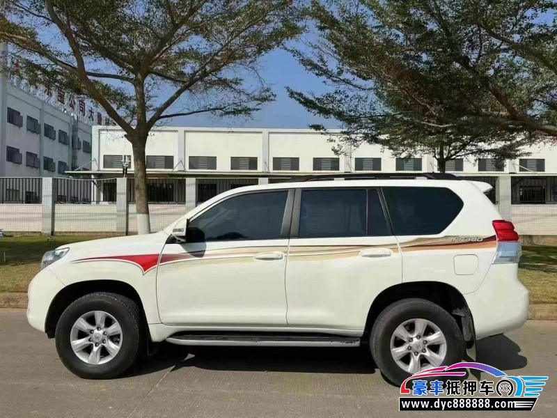 12年丰田普拉多（霸道）轿车抵押车出售