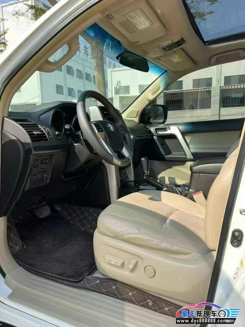 12年丰田普拉多（霸道）轿车抵押车出售