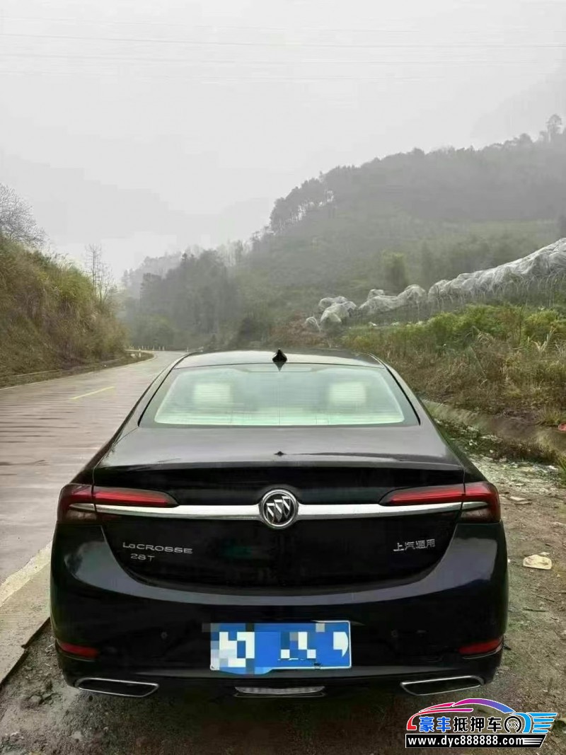 20年别克君越轿车抵押车出售