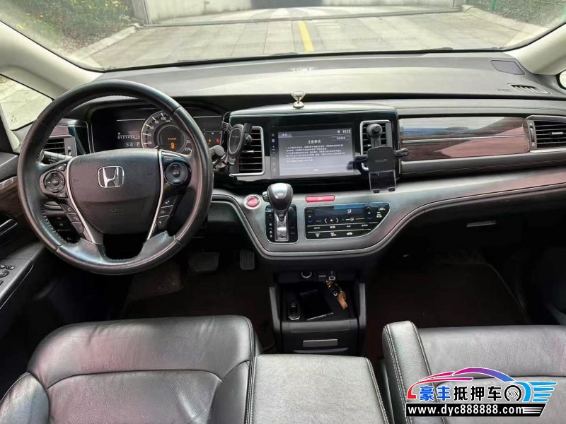 18年本田艾力绅MPV抵押车出售