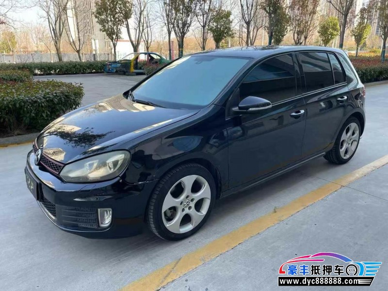 14年大众高尔夫轿车抵押车出售