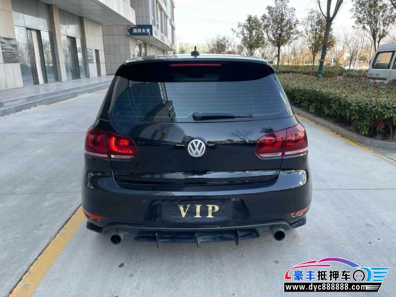 14年大众高尔夫轿车抵押车出售