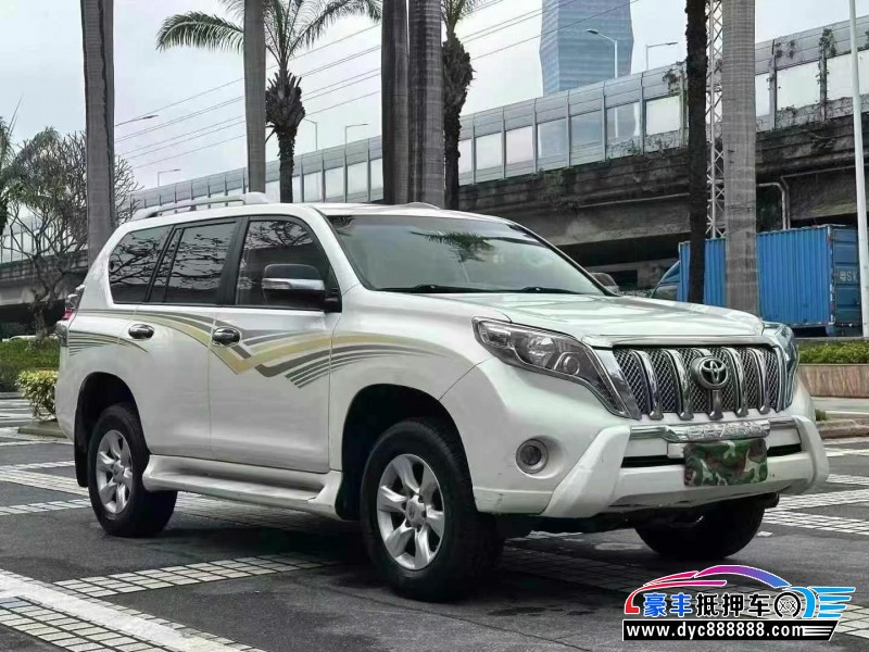 17年丰田普拉多（霸道）轿车抵押车出售