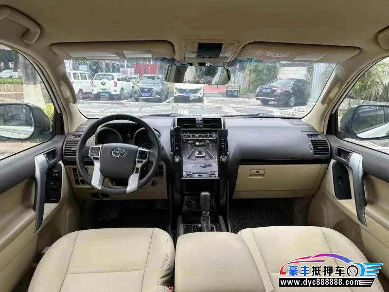 17年丰田普拉多（霸道）轿车抵押车出售